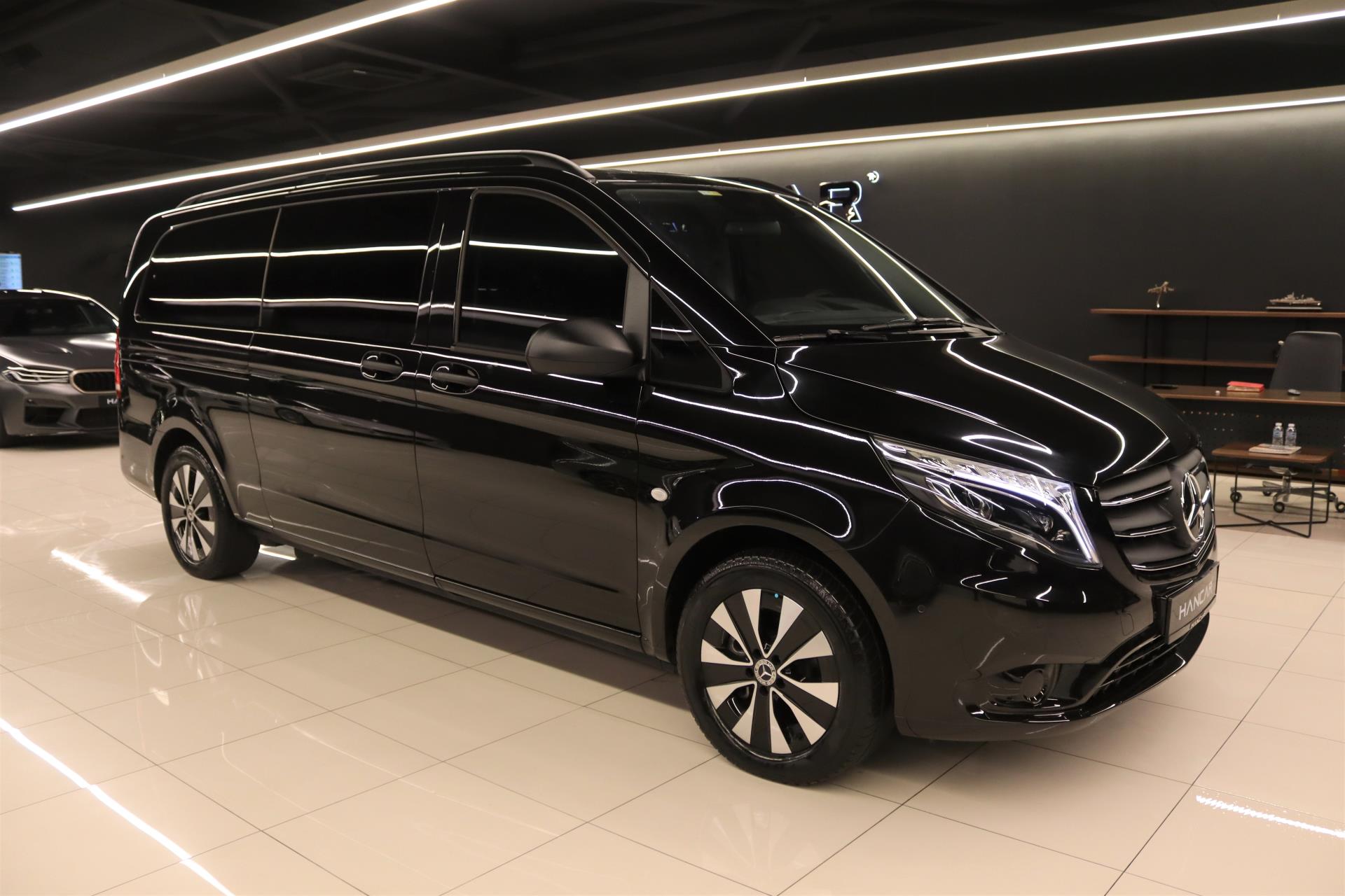 Private Minivan 3 Pax